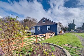 'blackberry Cottage' w/ Yard Near Westport & Beach