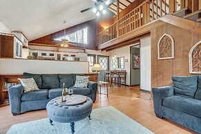 Charming Cabin w/ Fire Pit & Decks ~ 7 Mi to Helen