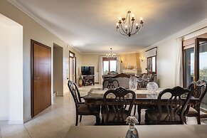 Villa Aris