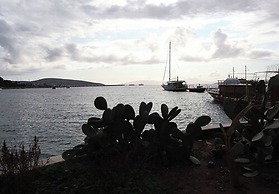 DÖRTMEVSİM PANSİYON