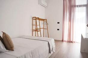 By the Sea  Luxurious2