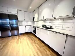 Stylish Apartment Heart of Olskroken