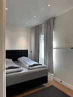 Luxury Apartment in City Hotspot