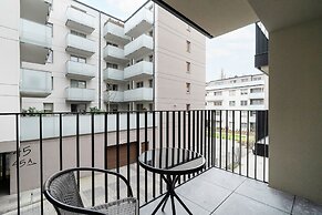 Cosy Studio for 2 by Renters