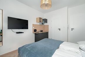 Cosy Studio for 2 by Renters