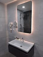 Shitaye Suite Hotel