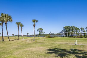 819 Harbour Point 'steel Magnolia on the Bay'