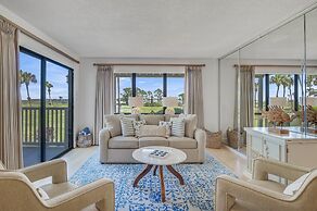 819 Harbour Point 'steel Magnolia on the Bay'