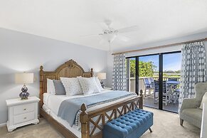 819 Harbour Point 'steel Magnolia on the Bay'