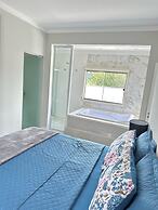 Casa luxuosa De Piscina e Hidromassagem