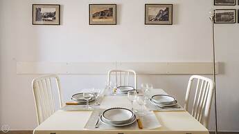 Marina Bike Family Home