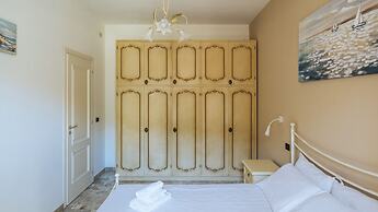 Marina Bike Family Home