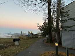 Condo Wintergreen pet Friendly Pool Access