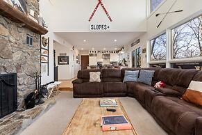 Wintergreen Retreat Jacuzzi Sauna dog Friendly