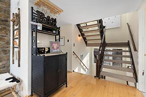 Wintergreen Retreat Jacuzzi Sauna dog Friendly