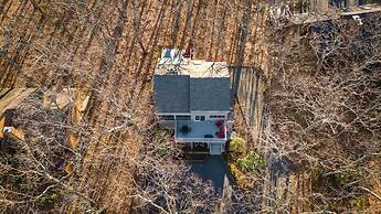 Wintergreen Retreat Jacuzzi Sauna dog Friendly