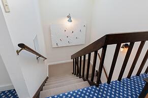 Wintergreen Retreat Jacuzzi Sauna dog Friendly