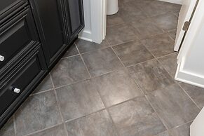 Wintergreen Retreat Jacuzzi Sauna dog Friendly