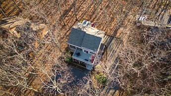 Wintergreen Retreat Jacuzzi Sauna dog Friendly