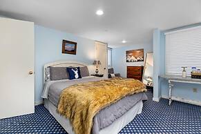 Wintergreen Retreat Jacuzzi Sauna dog Friendly