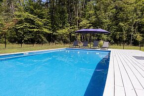 Oasis Near Charlottesville With Pool Grill