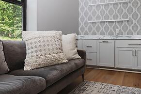 Oasis Near Charlottesville With Pool Grill