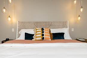 Oasis Near Charlottesville With Pool Grill