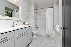 Oasis Near Charlottesville With Pool Grill