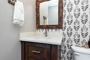 Oasis Near Charlottesville With Pool Grill