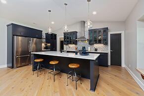 Oasis Near Charlottesville With Pool Grill