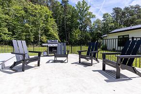 Oasis Near Charlottesville With Pool Grill