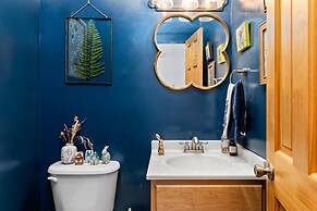 111 Hickory Springs in Wintergreen Resort