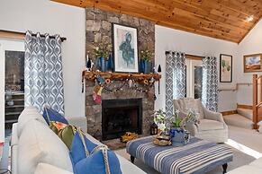 111 Hickory Springs in Wintergreen Resort