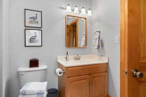 111 Hickory Springs in Wintergreen Resort