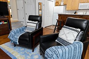 Condo at Wintergreen Walk to Slope Pool Access