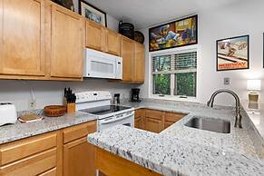 Condo at Wintergreen Walk to Slope Pool Access