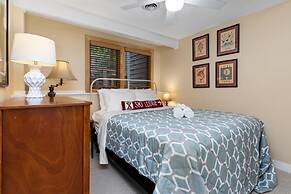 Condo at Wintergreen Walk to Slope Pool Access