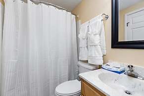 Condo at Wintergreen Walk to Slope Pool Access