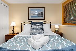 Condo at Wintergreen Walk to Slope Pool Access