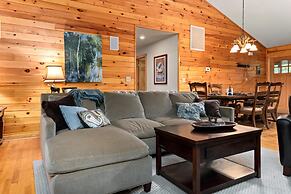 Retreat at Wintergreen Pool Access Grill