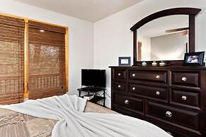 Retreat at Wintergreen Pool Access Grill