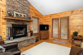 Retreat at Wintergreen Pool Access Grill