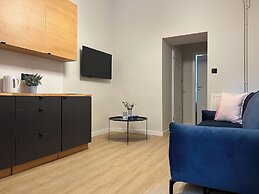 Corner House Residence