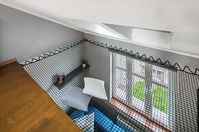 Corner House Residence