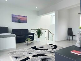 Los Arditos Duplex Penthouse Sliema