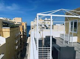Los Arditos Duplex Penthouse Sliema