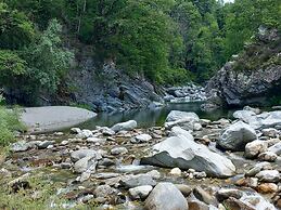 Room in Apartment - Casa Coerente Cavergno Room no 4