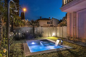 Luxury Lakefront Catullo with pool