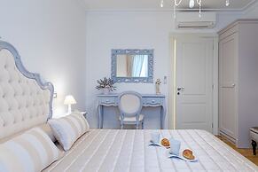 Luxury Lakefront Catullo with pool