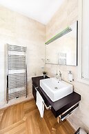 Luxury Lakefront Catullo with pool